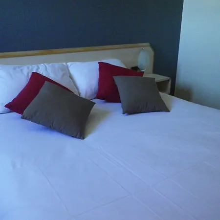 Amys Hotel 2*